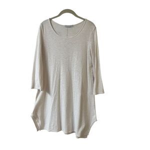 Cut Loose tunic top white with 3/4 sleeves sz Medium